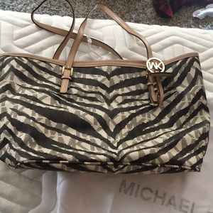 MK purse